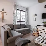 King Care With A/c Lejlighed *
