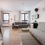 Apartman King Care With A/c *